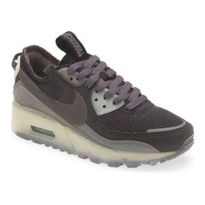 Air Max Terrascape 90 Sneaker by NIKE Size 8.5 NEW NEVER WORN